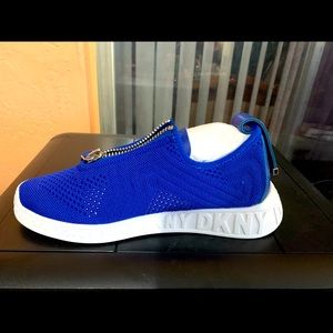 DKNY Melissa Crochet Sneakers -Cobalt (blue)